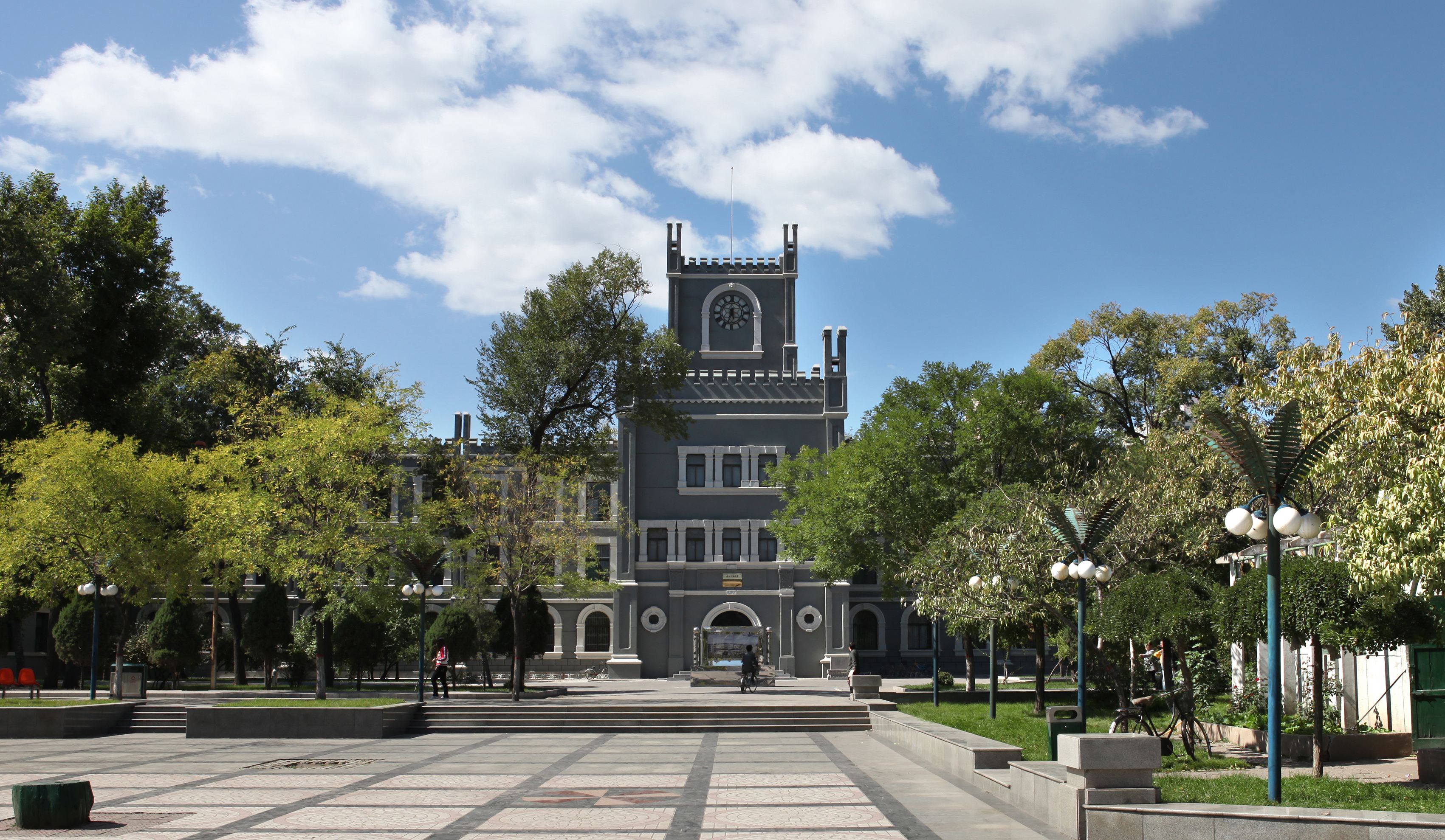 太原理工大学毕业要多少学分